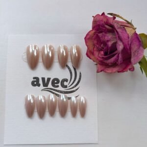Shining Pearl Chrome Nails